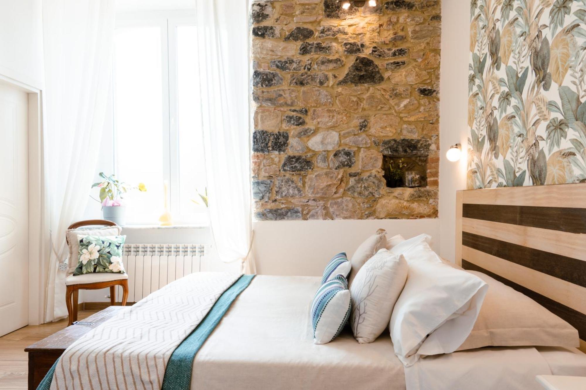 The Railway 74 Bed & Breakfast La Spezia Exterior photo